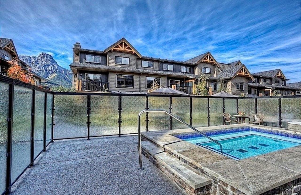 Copperstone Resort - Mountain View 2 Bedroom Condo Canmore Kültér fotó