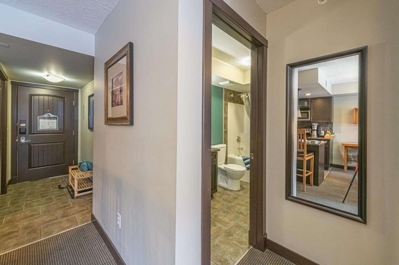 Copperstone Resort - Mountain View 2 Bedroom Condo Canmore Kültér fotó